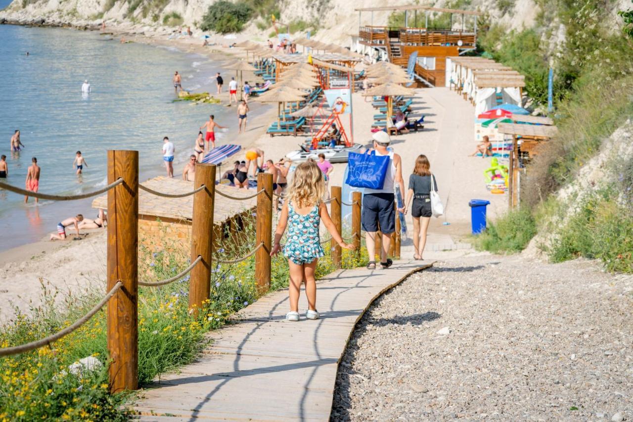 Topola Skies Resort & Aquapark Kavarna Exterior photo