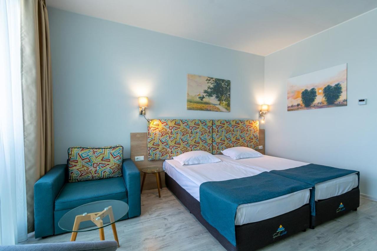 Topola Skies Resort & Aquapark Kavarna Exterior photo