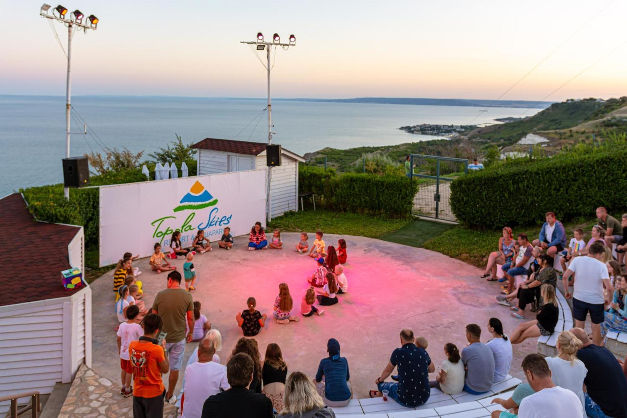 Topola Skies Resort & Aquapark Kavarna Exterior photo
