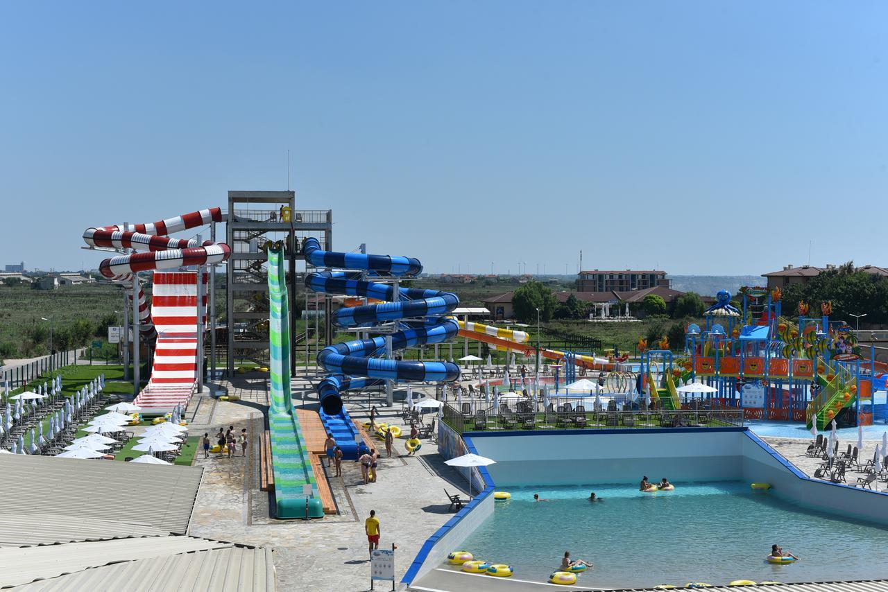 Topola Skies Resort & Aquapark Kavarna Exterior photo